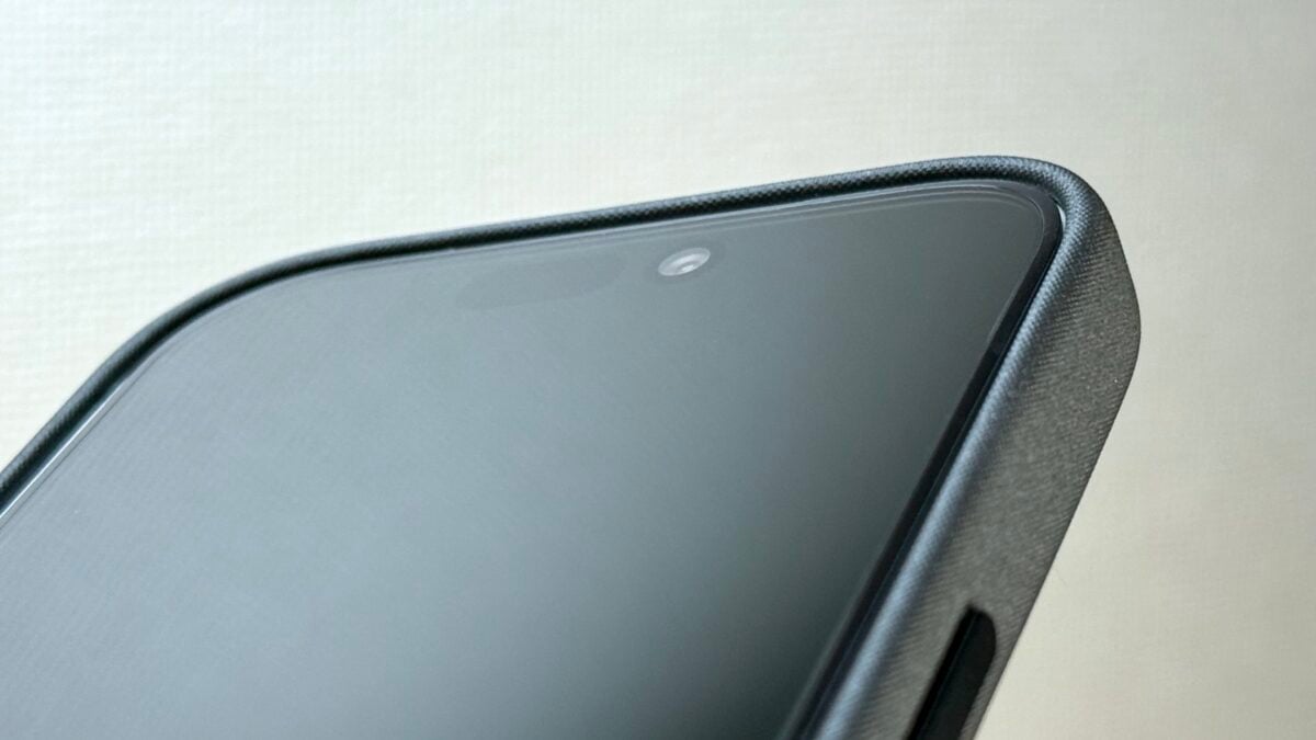 iPhone17 Pro Simplism 「貼るピタNEO」 ガラスフィルム レビュー