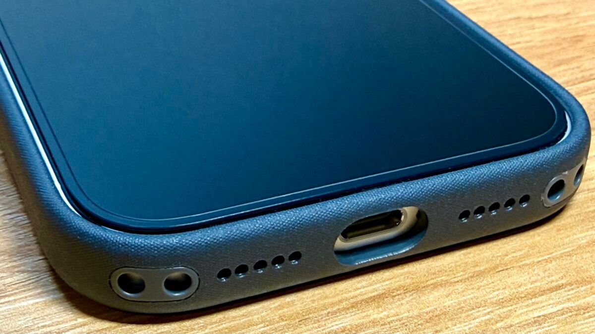 iPhone17 Pro Simplism 「貼るピタNEO」 ガラスフィルム レビュー