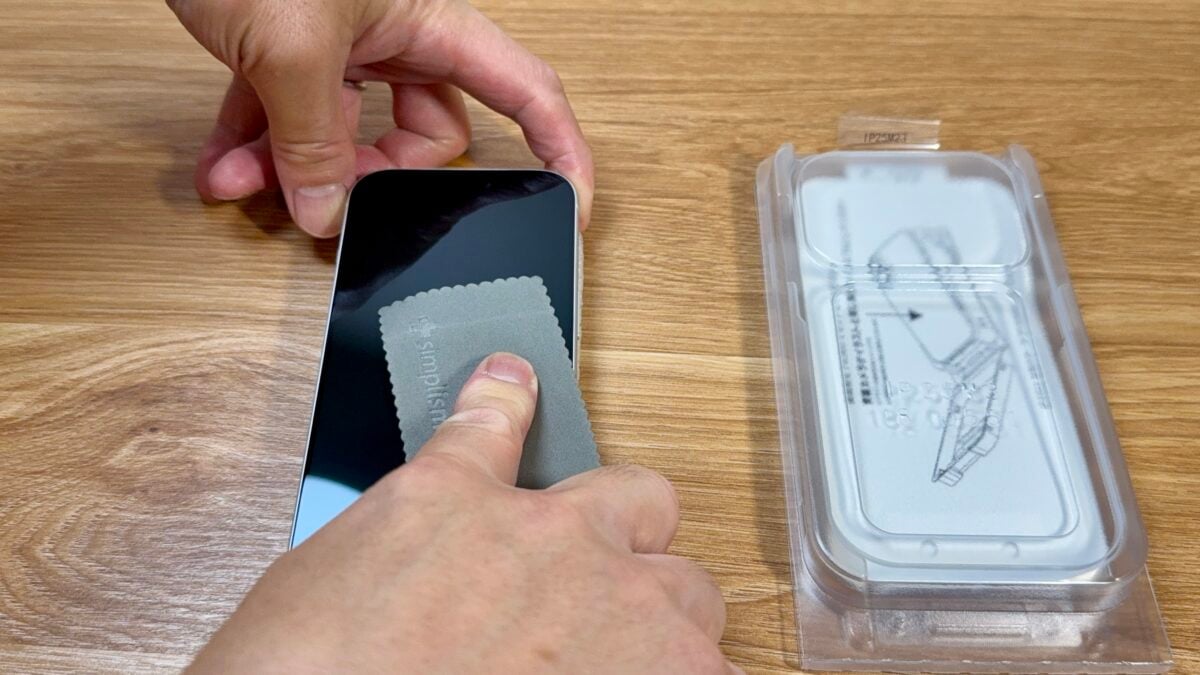 iPhone17 Pro Simplism 「貼るピタNEO」 ガラスフィルム レビュー