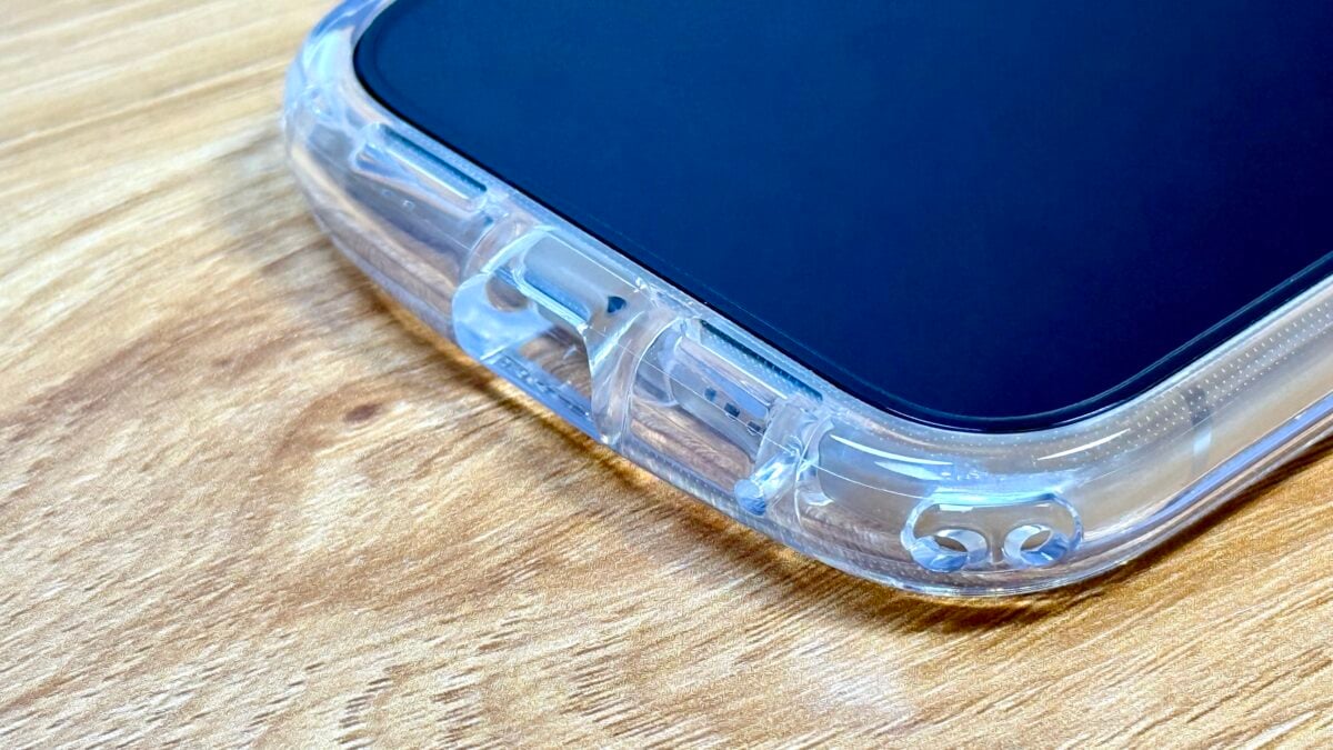 iPhone17 Pro Simplism 「[LIGHT SHIELD Solid] MagSafe対応 超精密設計 衝撃吸収 ハイブリッドクリアケース」レビュー