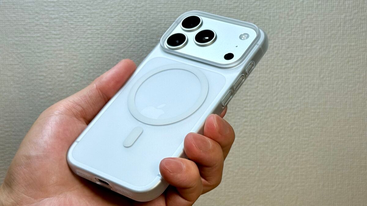 iPhone17 Pro Simplism 「[Silky Armor] MagSafe対応 シルキータッチケース（マットクリア）」レビュー