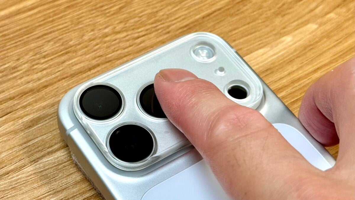 iPhone17 Pro Simplism 「[PicPro CUSHION] ゴリラガラス クリア カメラレンズ保護ガラス」レビュー
