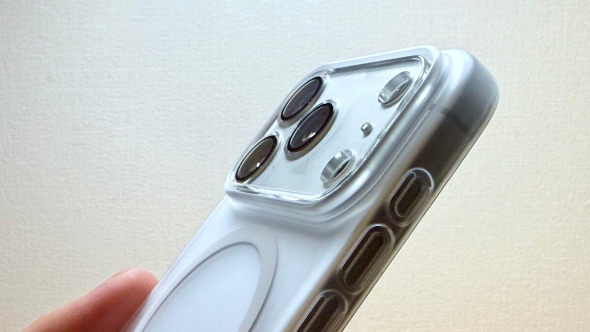 iPhone17 Pro Simplism 「[PicPro CUSHION] ゴリラガラス クリア カメラレンズ保護ガラス」レビュー