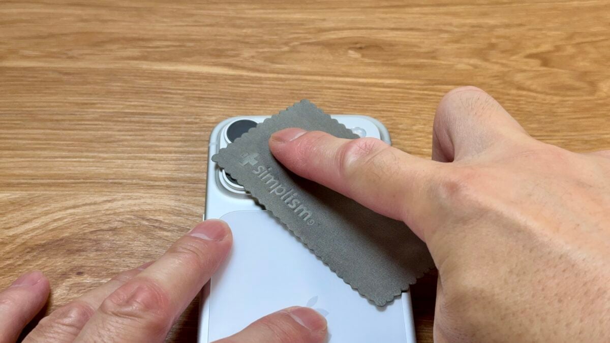 iPhone17 Pro Simplism 「[PicPro CUSHION] ゴリラガラス クリア カメラレンズ保護ガラス」レビュー