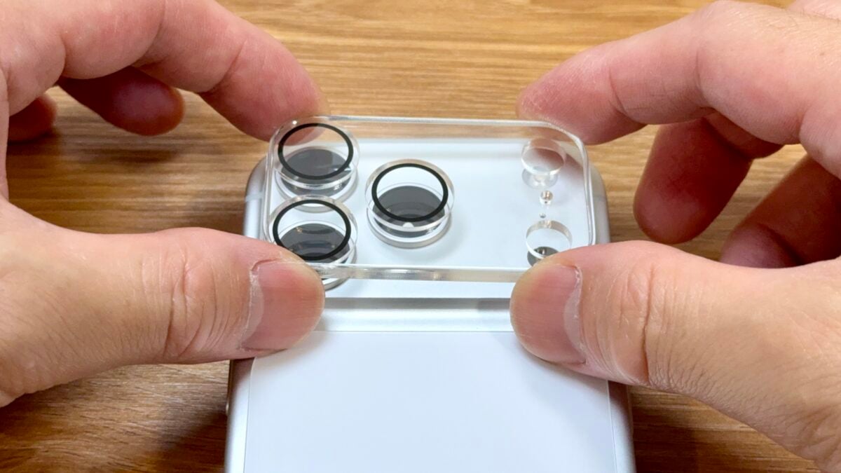 iPhone17 Pro Simplism 「[PicPro CUSHION] ゴリラガラス クリア カメラレンズ保護ガラス」レビュー