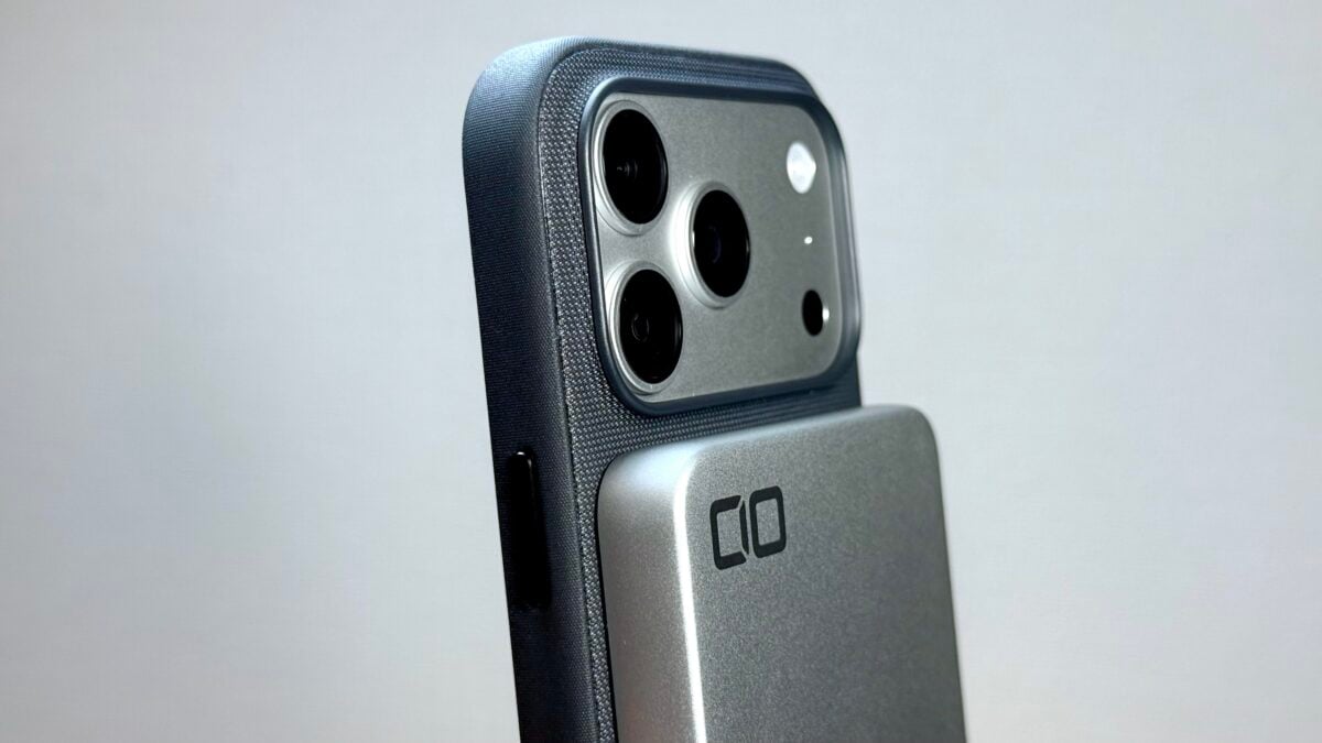 CIO モバイルバッテリー 「SMARTCOBY SLIMⅡ Wireless 2.0 8K」 iPhone17 Pro レビュー