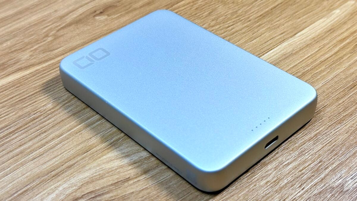 CIO モバイルバッテリー 「SMARTCOBY SLIMⅡ Wireless 2.0 8K」 iPhone17 Pro レビュー