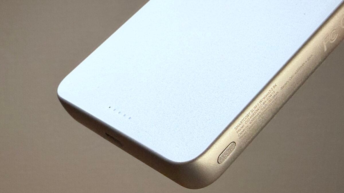 CIO モバイルバッテリー 「SMARTCOBY SLIMⅡ Wireless 2.0 8K」 iPhone17 Pro レビュー