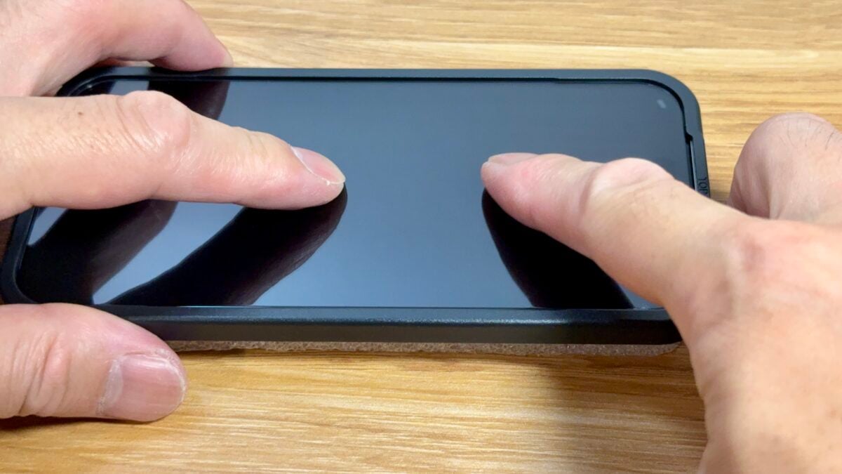 iPhone17 Pro Deff ガラスフィルム「ULTRA HARD GLASS」 レビュー