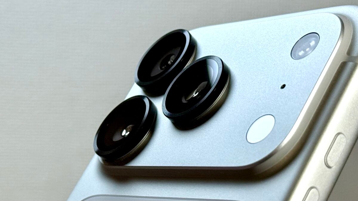 Deff カメラレンズカバー iPhone17 Pro レビュー