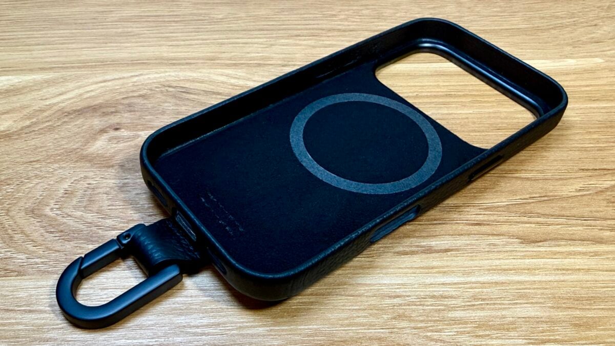 objcts.io デタッチャブルストラップ付スリムカードホルダー iPhone17 Pro レビュー