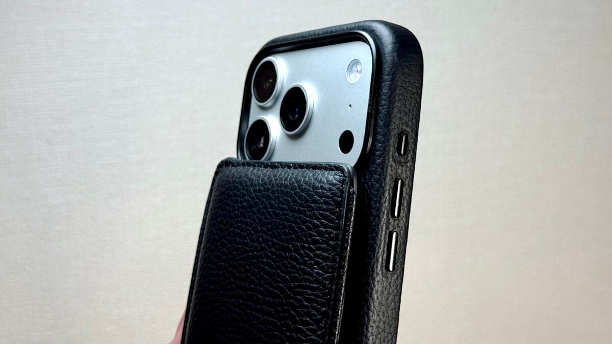 objcts.io デタッチャブルストラップ付スリムカードホルダー iPhone17 Pro レビュー