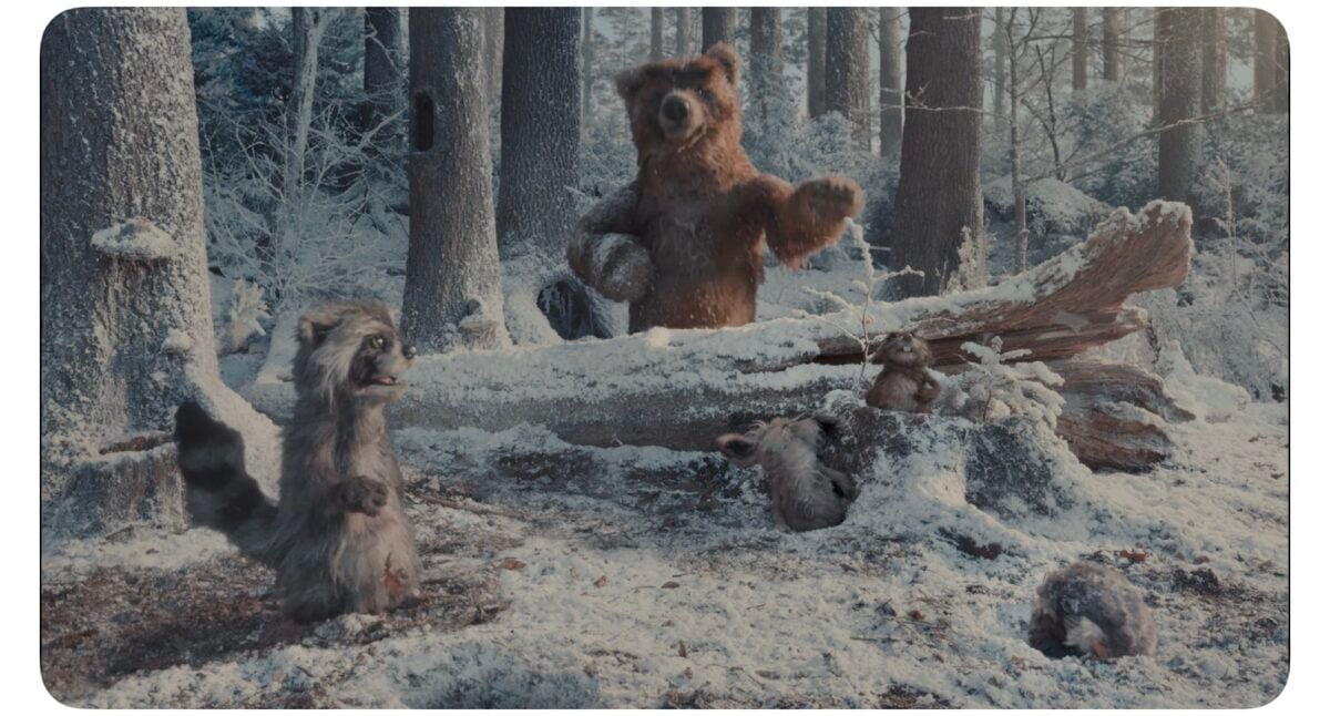 Apple 2025年ホリデー広告「A Critter Carol」