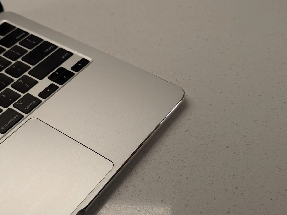 MacBook Air Mod_2.jpg