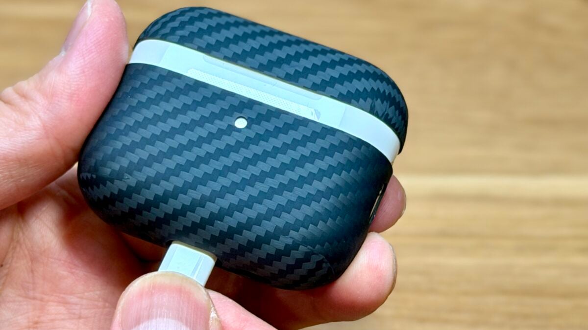 Deff「DURO for AirPods Pro3」レビュー