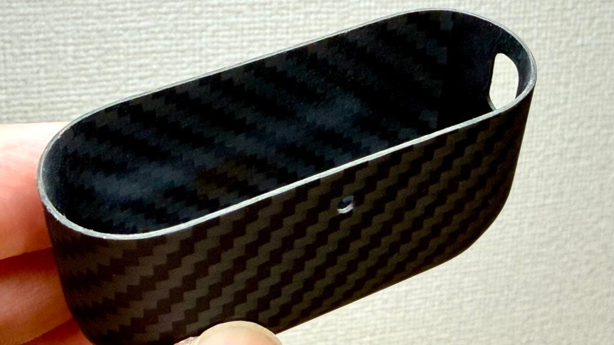 Deff「DURO for AirPods Pro3」レビュー