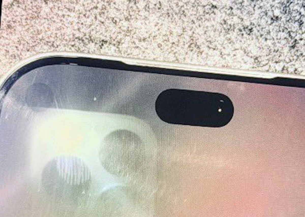 iPhone18 Proの小型化されたDynamic Islandの実機画像？