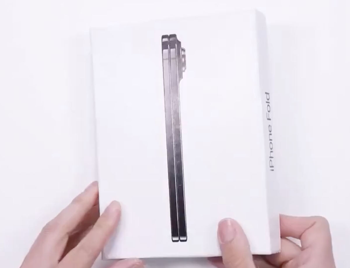 iPhone Fold concept video_1