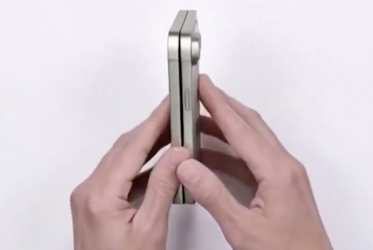 iPhone Fold concept video_11