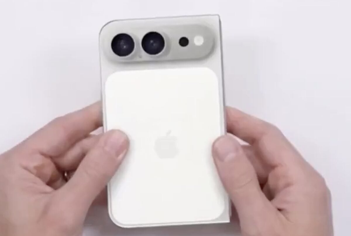 iPhone Fold concept video_9