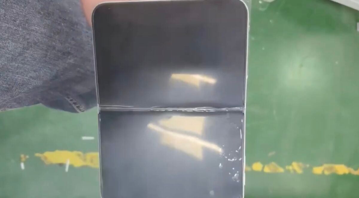 iPhone Ultra dummy_1