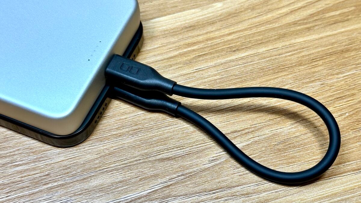 CIO 半固体系モバイルバッテリー 「SMARTCOBY SLIMⅡ Wireless2.2 SS10K」レビュー