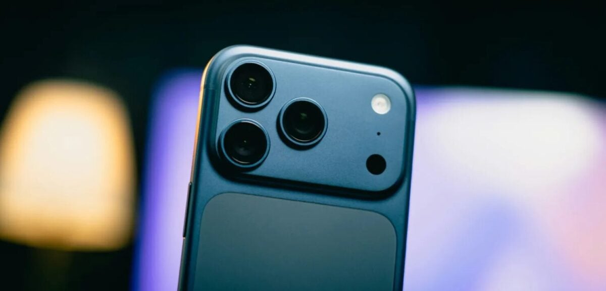 iPhone18 Proのカメラ部分が強調された画像