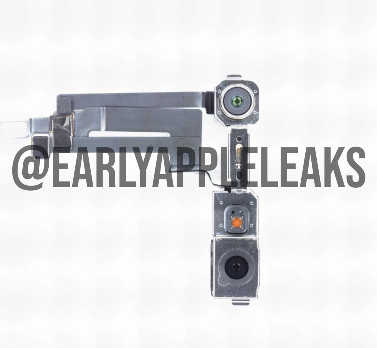 iPhone18 Pro向け新型Face IDの画像流出？35%小型化に貢献と噂