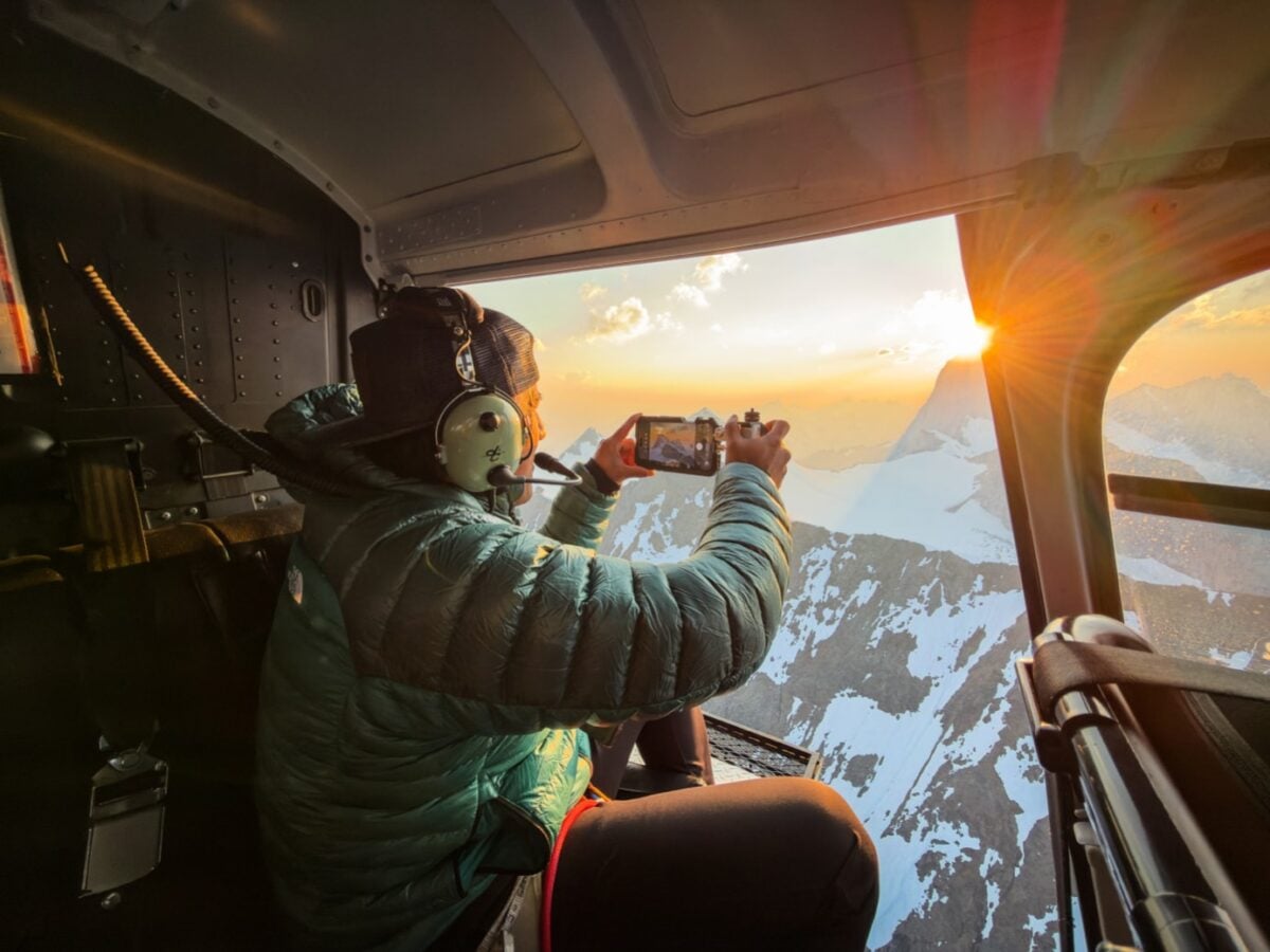 Apple iPhone18 Proで撮影の写真展「What Holds Us」