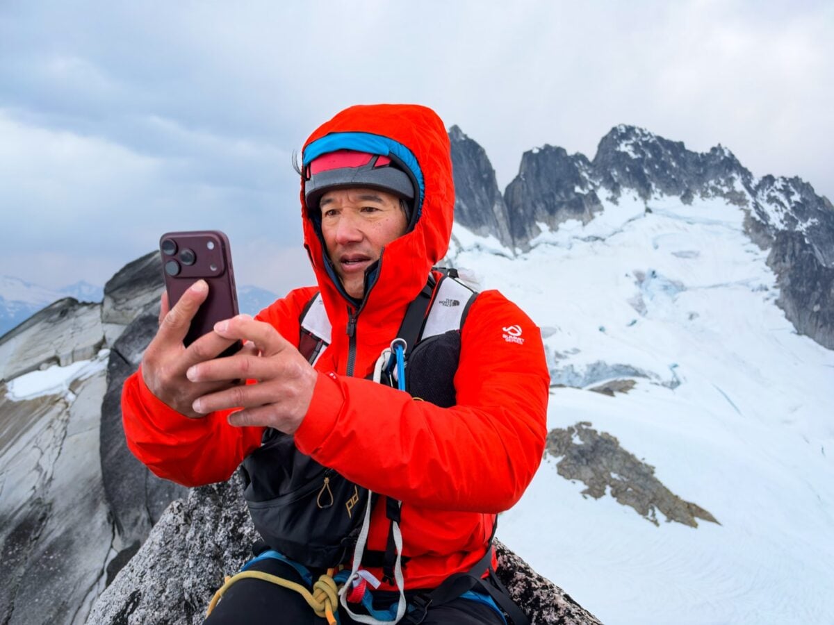 Apple iPhone18 Proで撮影の写真展「What Holds Us」
