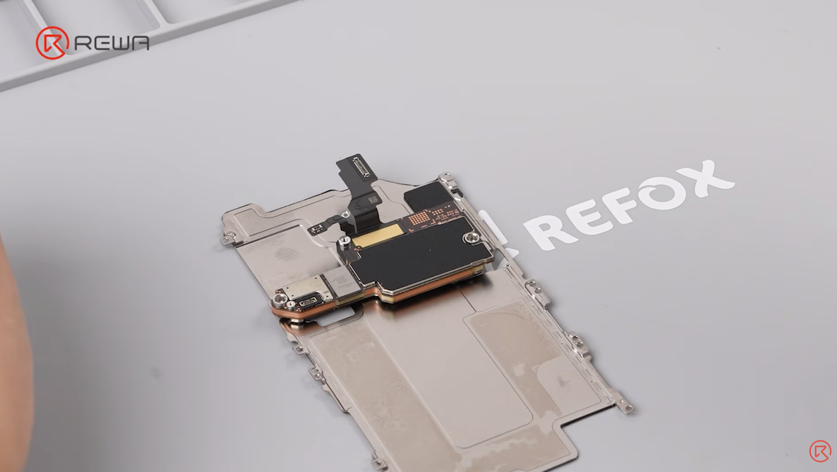 iPhone18 Pro REWA_19