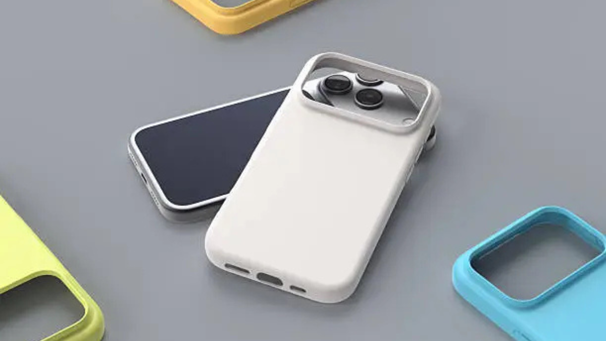 複数のiPhone用ケースとケースを装着したiPhone
