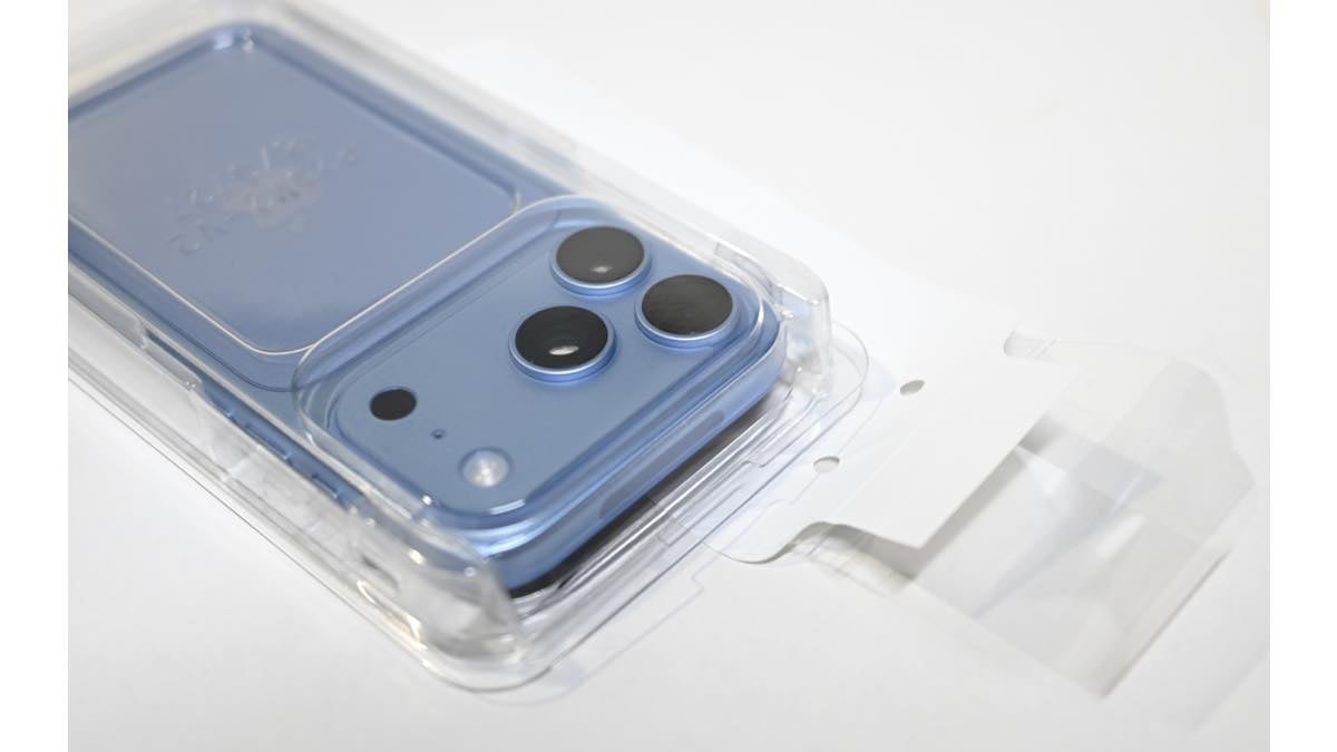 th_iPhone18 Pro Trinity Glass_8