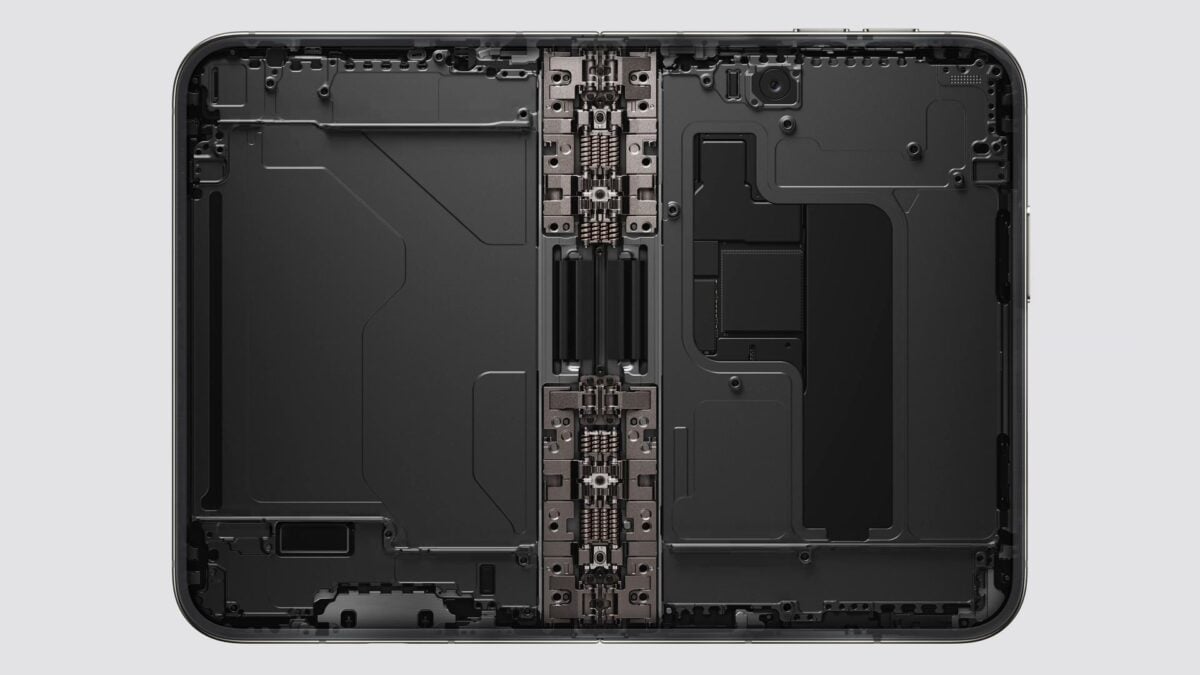 2026年9月 Apple iPhone Duo 発表