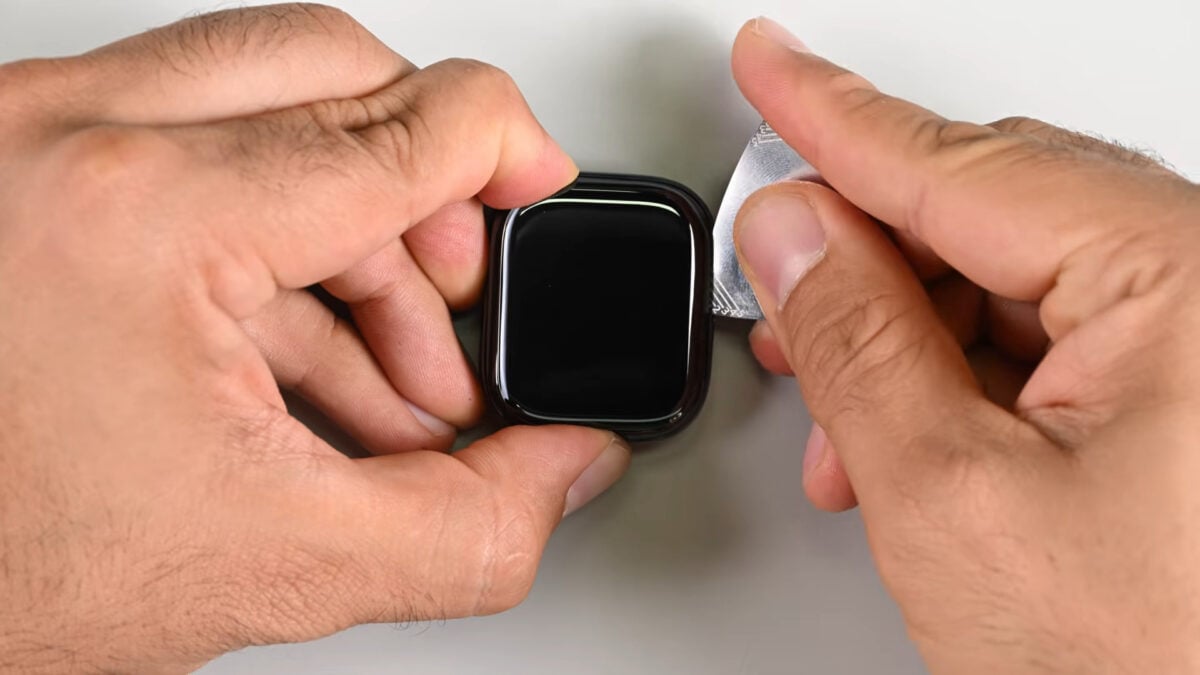 Apple Watch Series 12の修理しやすさは4点、Google製は9点