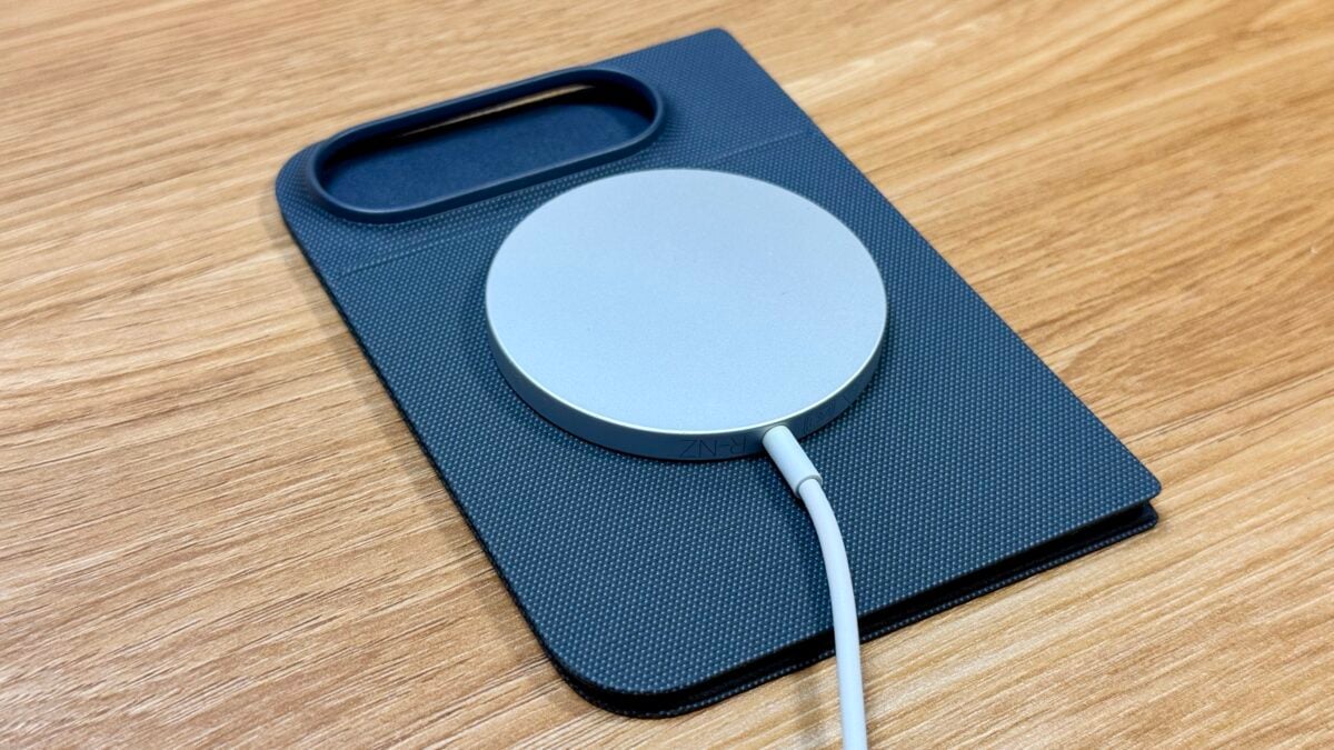 レビュー Apple スタンド付きiPhone Duo フォリオ - ネイビーブルー